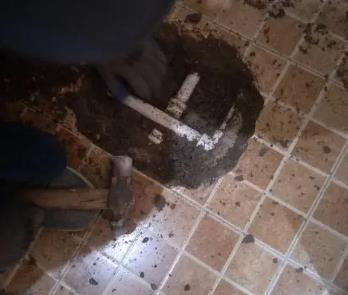 温州市卫生间漏水维修公司为您分享下卫生间渗水如何处理及注意事项